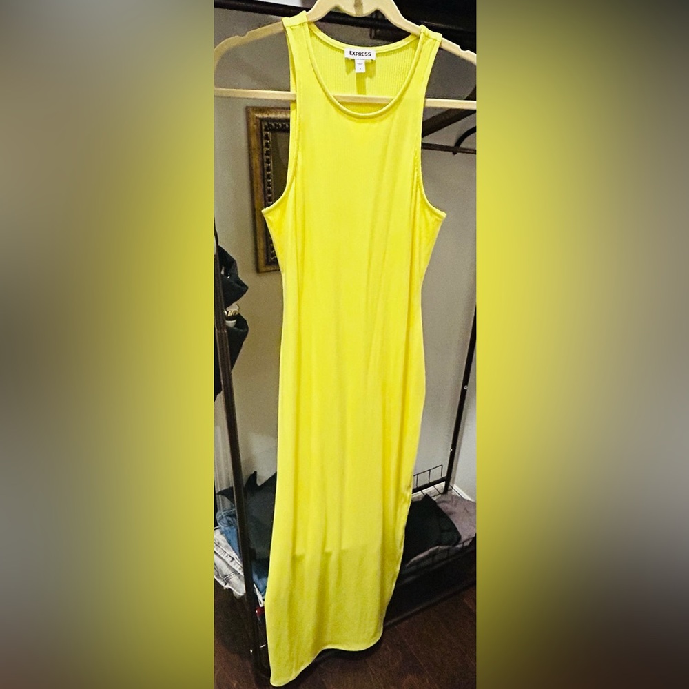 Express Yellow Sheath Midi Dress Scoop Neck